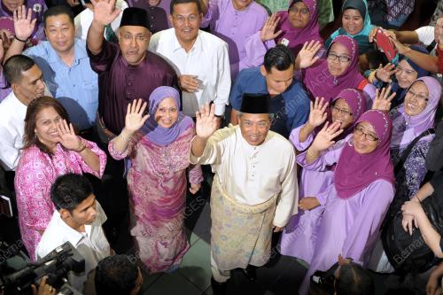 KL36_05092012_AIDILFITRI