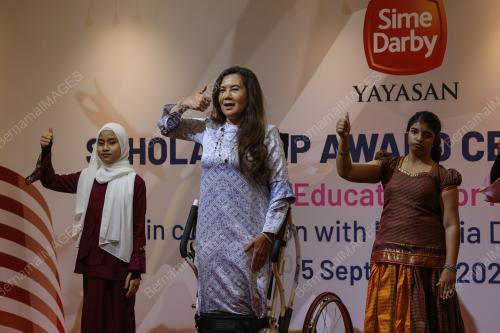 DATUK RAS ADIBA RADZI