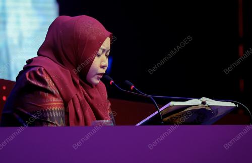 TILAWAH DAN MENGHAFAZ AL-QURAN PERINGKAT ANTARABANGSA (MTHQA) KE