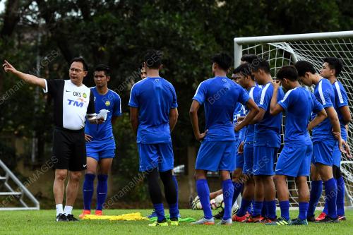 KL36_05122017_BOLA_BN201712043344
