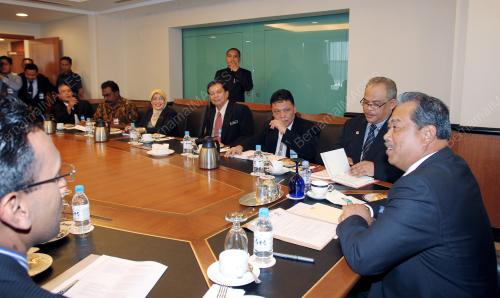 TAN SRI MUHYIDDIN YASSIN