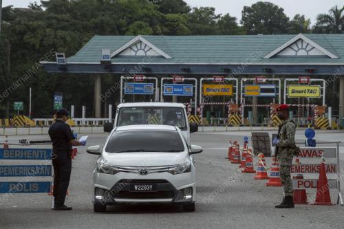 SEKATAN JALAN RAYA (SJR) TOL USJ PUCHONG