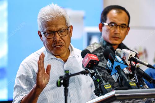 DATUK SERI HAMZAH ZAINUDDIN