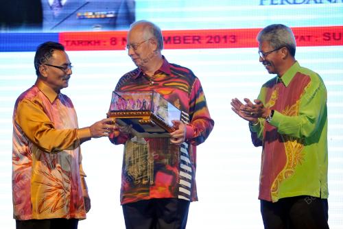 KL36_08112013_HASIL_KASTAM