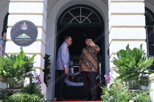 DATUK SERI ANWAR IBRAHIM