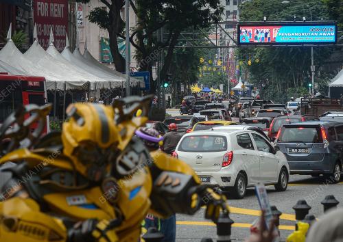 TINJAUAN ALIRAN TRAFIK HUJUNG MINGGU
