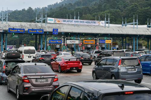 TINJAUAN ALIRAN TRAFIK LEBUHRAYA KARAK