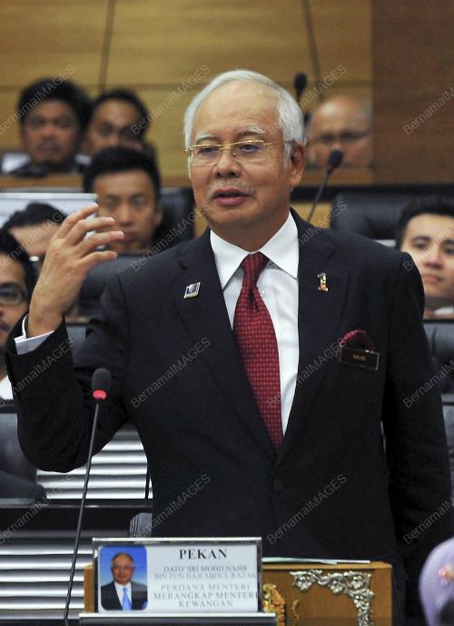 KL36_09082016_PM_PARLIMENT