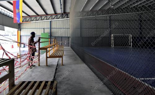 PEMBUKAAN SEMULA GELANGGANG FUTSAL