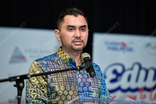 KHAIRUL FIRDAUS AKBAR KHAN