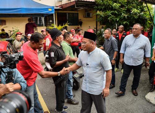 DATUK SERI AMIRUDIN SHARI