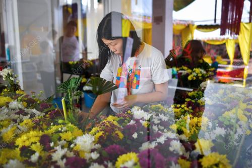 TINJAUAN PERSIAPAN WESAK