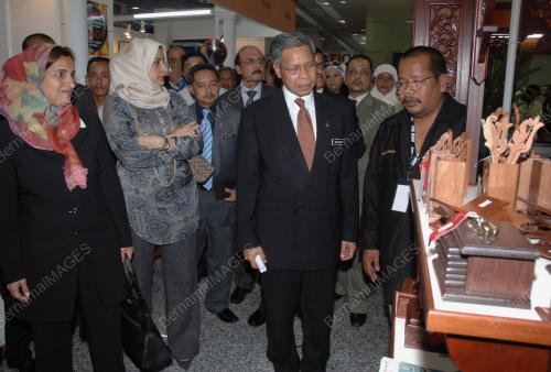 MUSTAPA MOHAMED