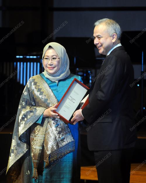 KL36_10122015_MERDEKA