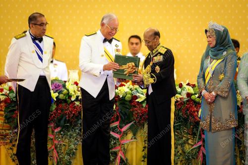 KL36_10122016_AGONG