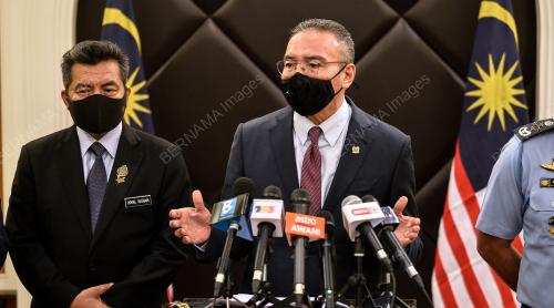DATUK SERI HISHAMMUDDIN TUN HUSSEIN