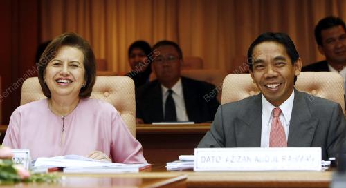 DR ZETI AKHTAR AZIZ