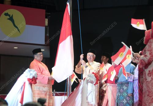 DATUK SERI MOHD NAJIB TUN ABDUL RAZAK