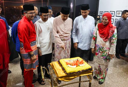MAJLIS BACAAN YASIN DOA SELAMAT DAN TAHLIL ULANGTAHUN UMNO KE 77