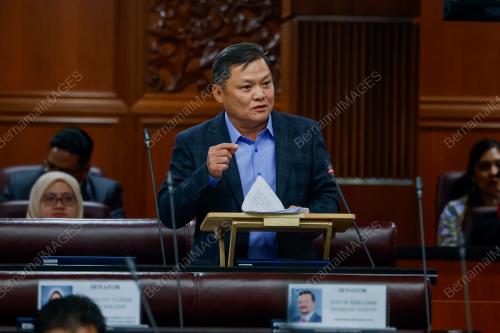 DATUK SERI HUANG TIONG SII