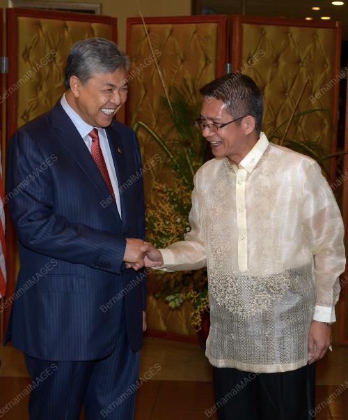 KL36_12062014_KEMERDEKAAN_FILIPINA