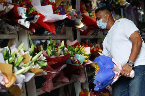 GUBAHAN BUNGA HARI KEKASIH
