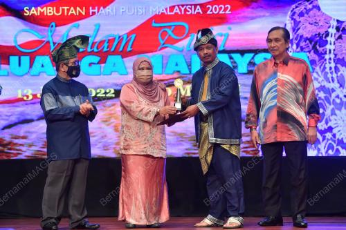DATUK SARAYA ARBI