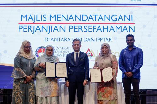 FAHMI FADZIL