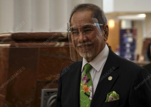 DATUK SERI DR WAN JUNAIDI TUANKU JAAFAR