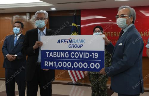 DATUK SERI ISMAIL SABRI YAAKOB