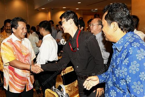 ANIFAH AMAN