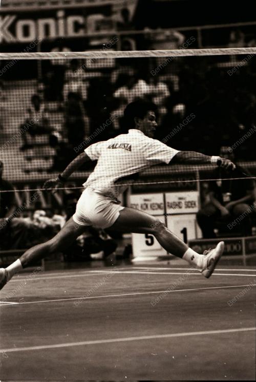BADMINTON TERBUKA