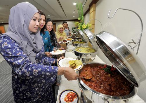 KL36_15072013_BUKA_PUASA