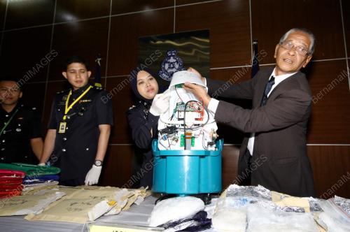 KL36_15914_TUMPAS_15092014