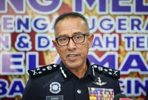 DATUK MOHD AZMAN AHMAD SAPRI