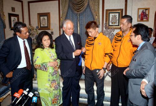 MOHD NAJIB TUN RAZAK
