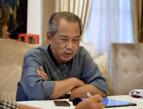 TAN SRI MUHYIDDIN YASSIN