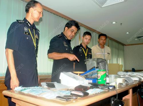 DATUK ABU SAMAH MAT