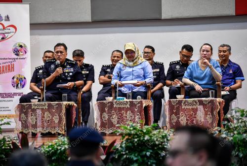 DATUK SERI DR MAIMUNAH MOHD SHARIF
