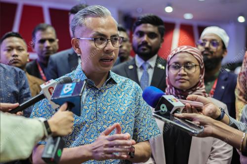 DATUK FAHMI FADZIL