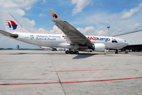 KL36_19052014_MASKARGO
