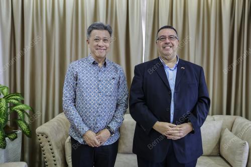 DATUK SERI WONG CHUN WAI