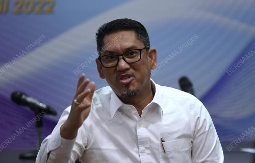 DATUK SERI FAIZAL AZUMU