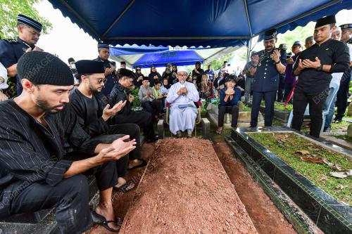 PENGEBUMIAN ALLAHYARHAM TUN HANIF OMAR