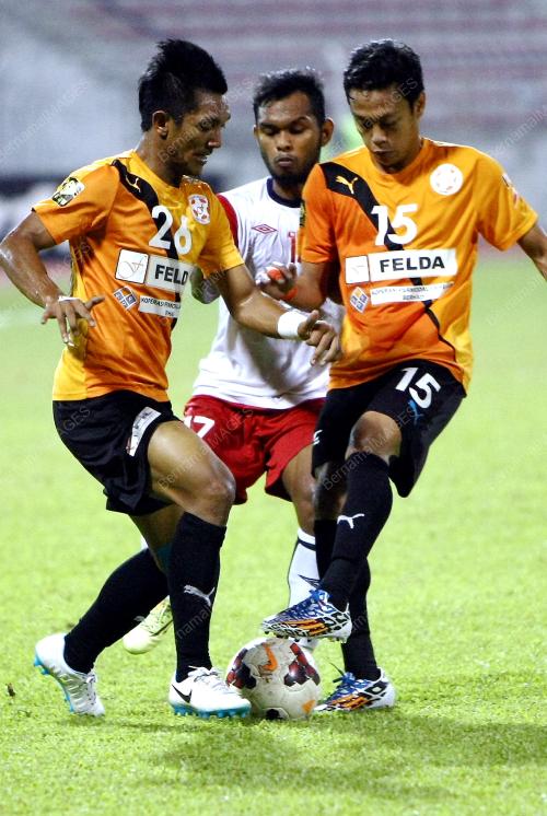 KL36_20062014_BOLA