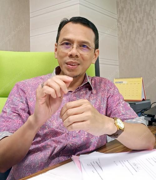 PROF MADYA DR MOHD KHAIRIE AHMAD