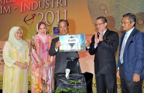 TAN SRI MUHYIDDIN YASSIN