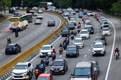 JALAN UTAMA KUALA LUMPUR KEMBALI SESAK - PKP