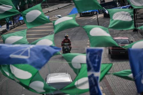 KL36_22042018_BENDERA