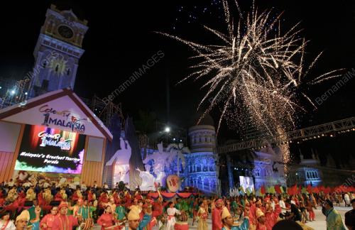 COLOUR OF 1 MALAYSIA 2010